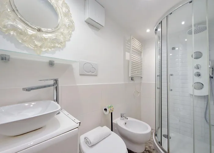 Apartment 4bnb - Domus Colosseo Rom