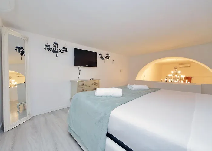 4bnb - Domus Colosseo Apartment