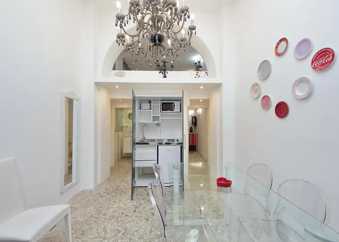 4bnb - Domus Colosseo Rom